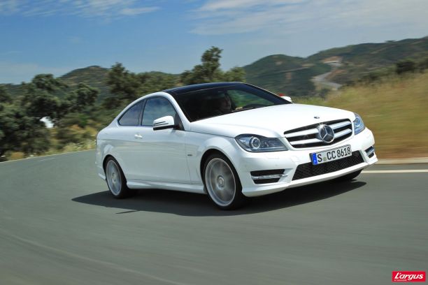 Classe C Coupe Retour En Tete De Peloton