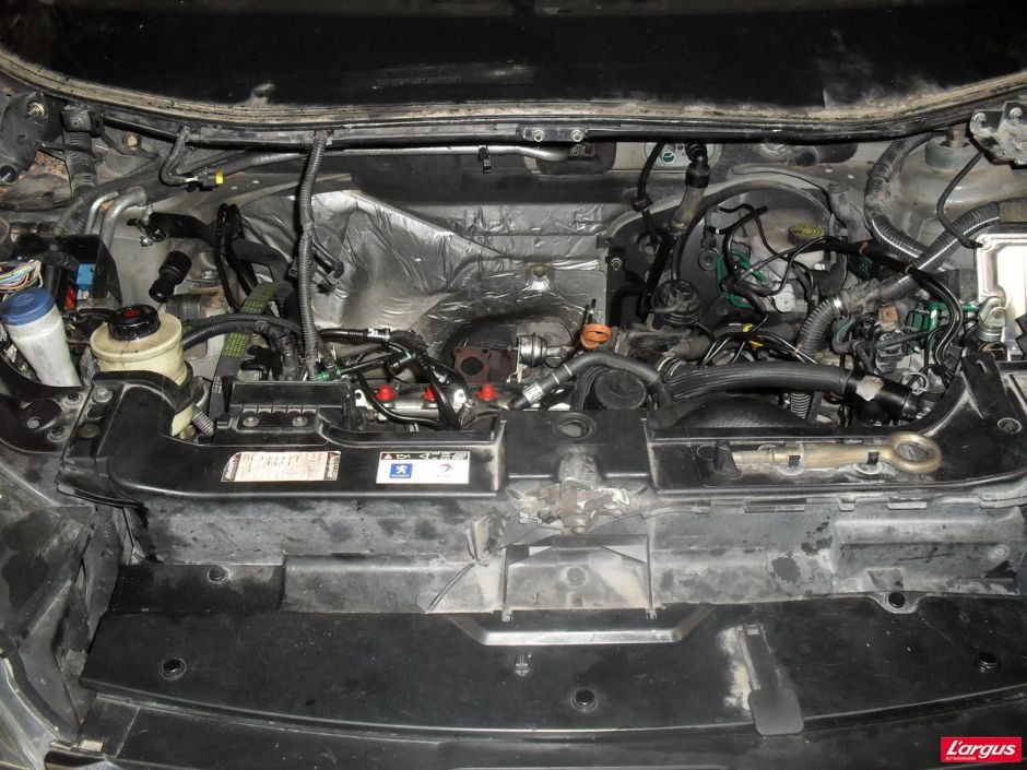 Citroën C8 et Peugeot 807 : l'affaire de la courroie de ... Citroën C8 et Peugeot 807 : l'affaire de la courroie de ...