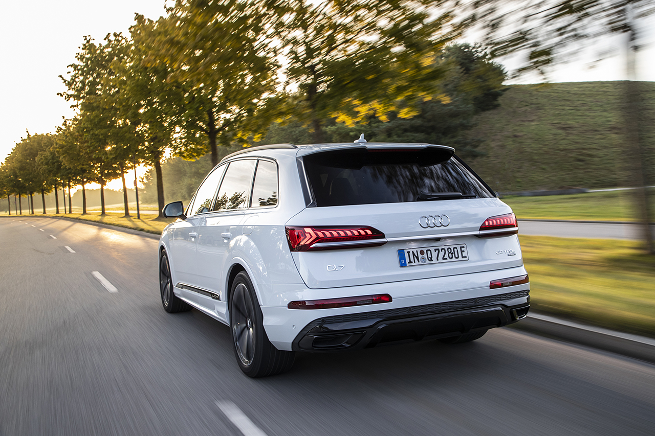 L'Audi Q7 s'offre deux hybrides rechargeables TFSI e quattro