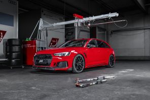 ABT RS4+ vue avant rouge