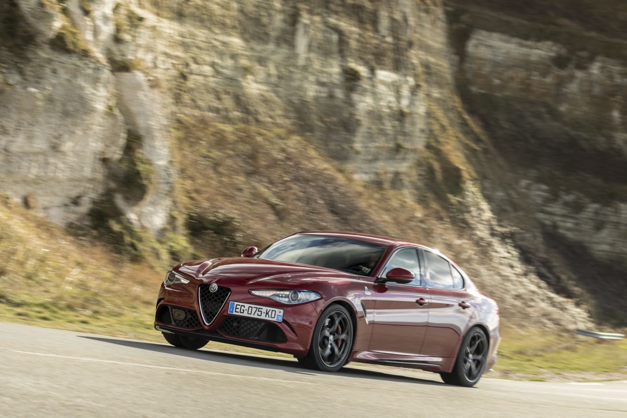 Photo 30 Essai Alfa Giulia Quadrifoglio le test au Nürburgring et