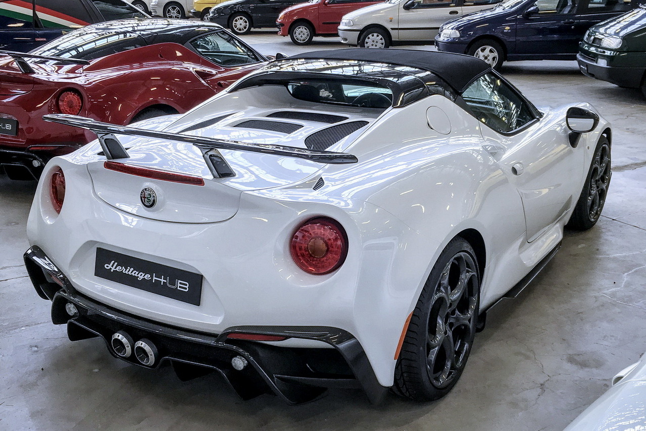 alfaromeo-4c-qv-fca-hub-2-redimensionner.jpg