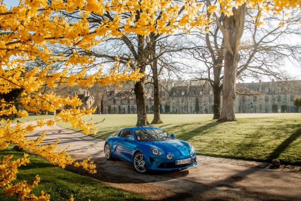 Alpine Mobility Louez Une A110 Pour Un Jour Un Week End Ou Un Mois