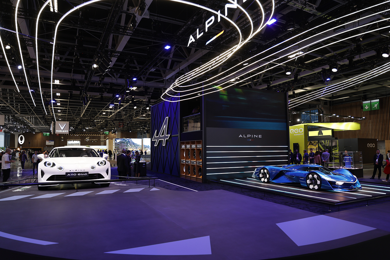 Mondial Auto Paris 2022. The Alpine stand in photos Ace Mind