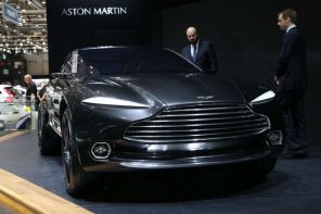 aston martin DBX