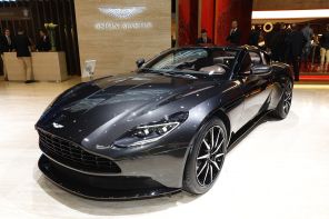 Aston Martin DB11 V12