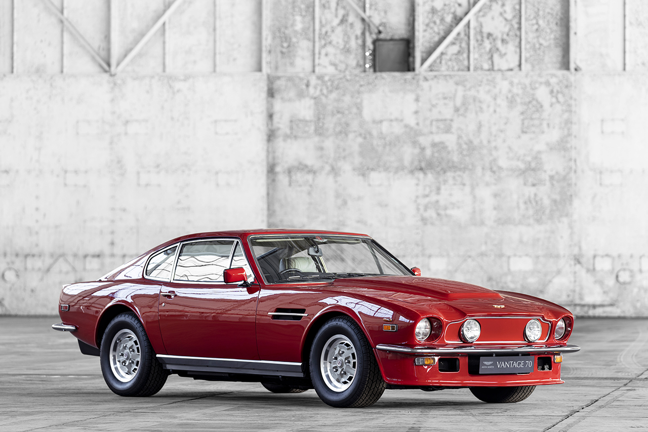 Aston Martin C 233 L 232 Bre 70 Ans De Vantage Photo 16 L Argus