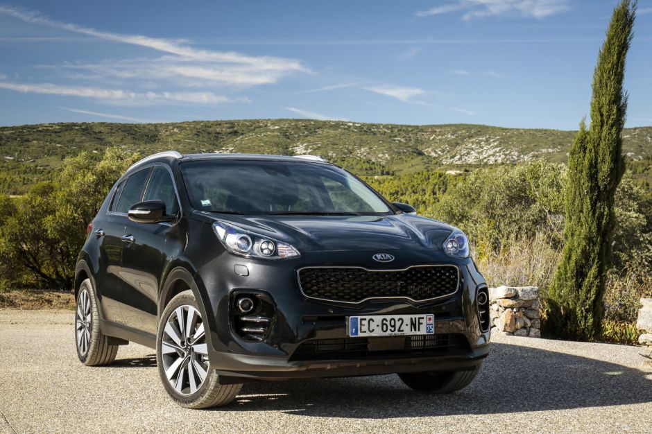seat ateca vs kia sportage seat ateca vs kia sportage
