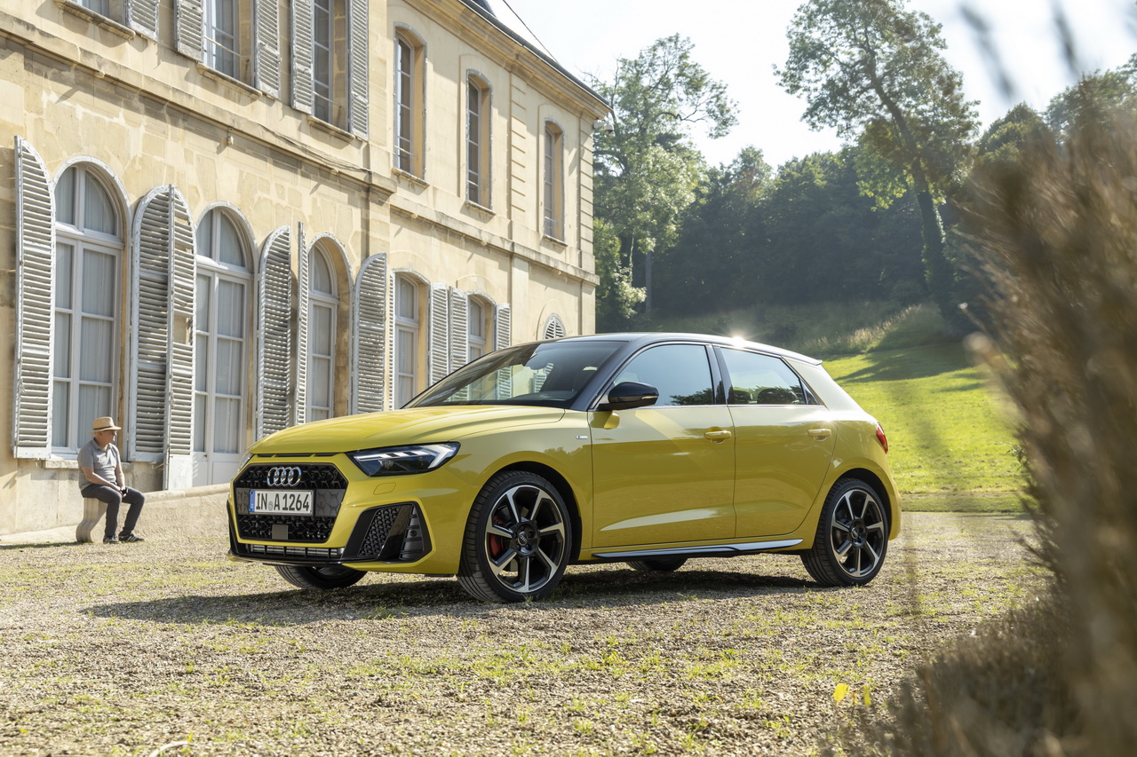 Photo 6 Audi A1 Sportback 40 TFSI 200 ch vue avant jaune En images