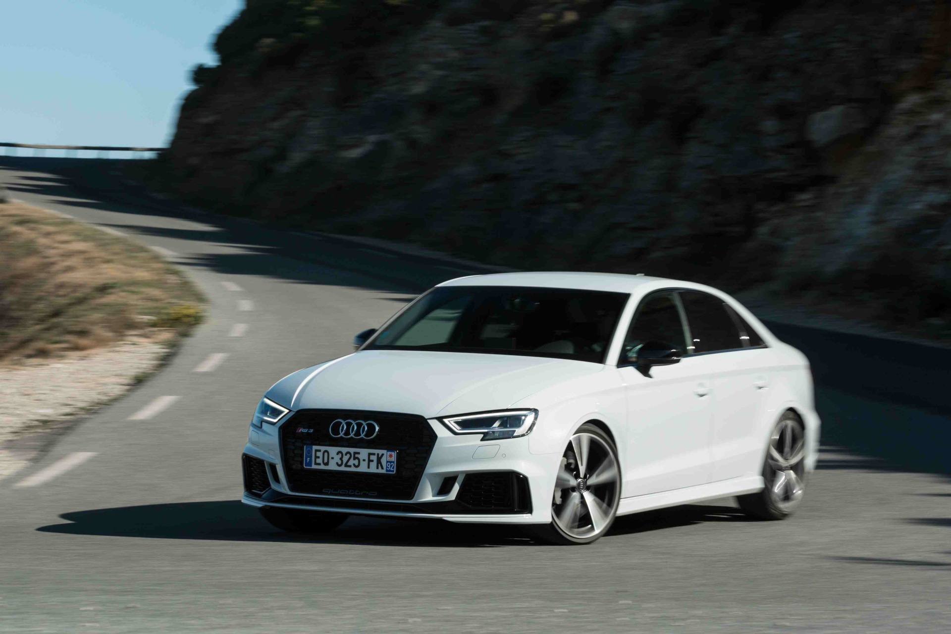 Audi A3 A Vendre >> Essai Audi RS3 berline (2018) : notre avis sur l'A3 de 400 ... Audi A3 A Vendre >> Essai Audi RS3 berline (2018) : notre avis sur l'A3 de 400 ...