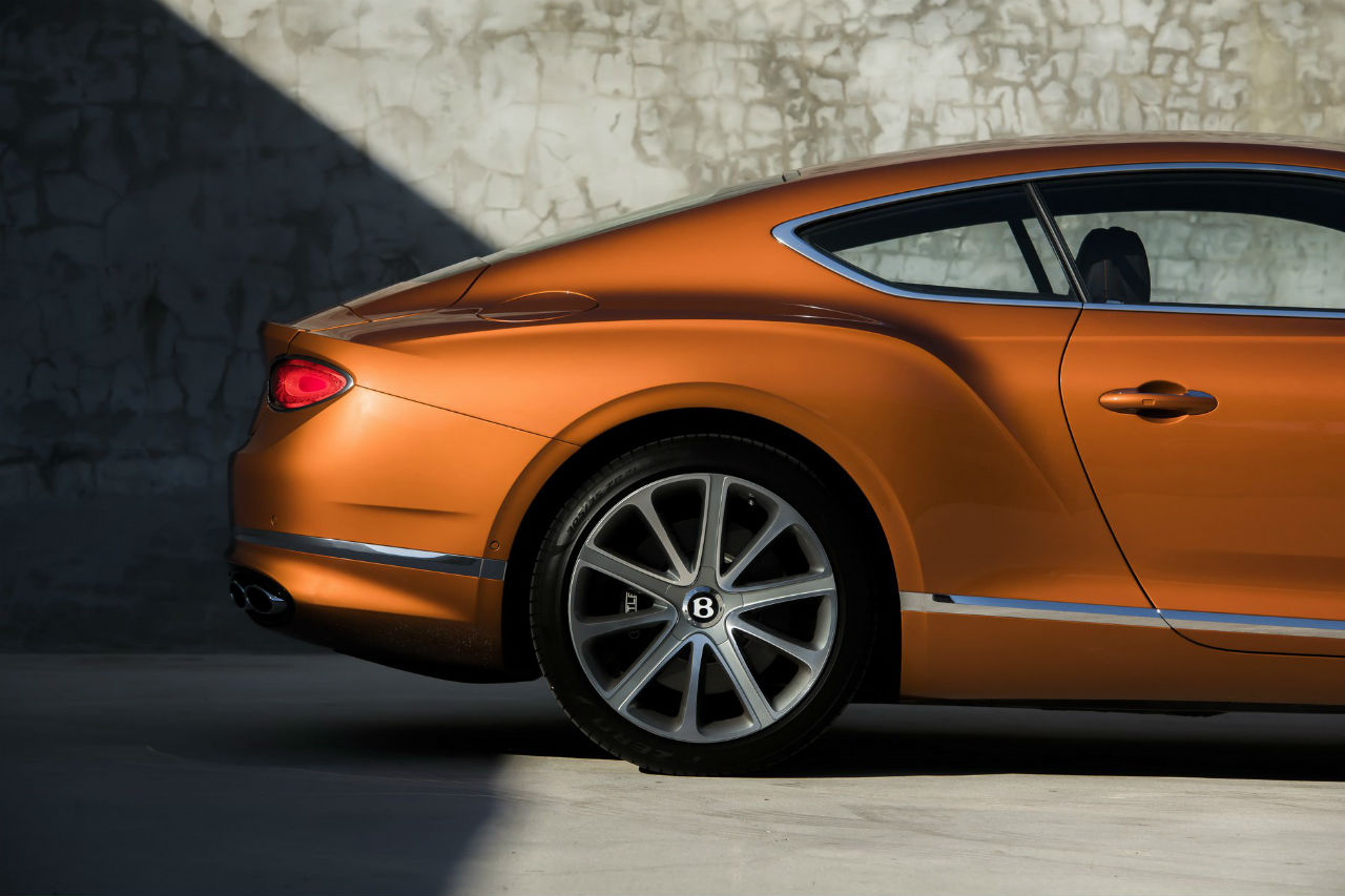 Bentley Continental Gt Une Nouvelle D 233 Clinaison V8