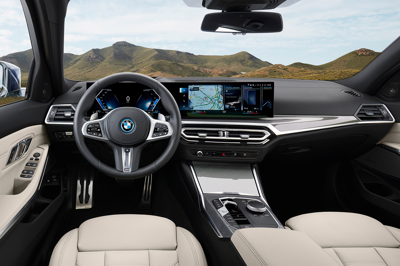 BMW 3 Series Touring generation G20 phase 2 dashboard