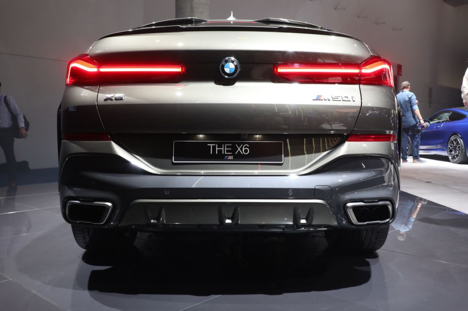 Bmw X6 2019 Vs Mercedes Gle Coupe 2020 Le Match Depuis Francfort Photo 19 L Argus