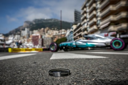 Un Bracelet Realise Avec Un Pneu De Ayrton Senna Actus Auto Auto Evasion Forum Auto See more ideas about ayrton senna, ayrton, senna. l argus