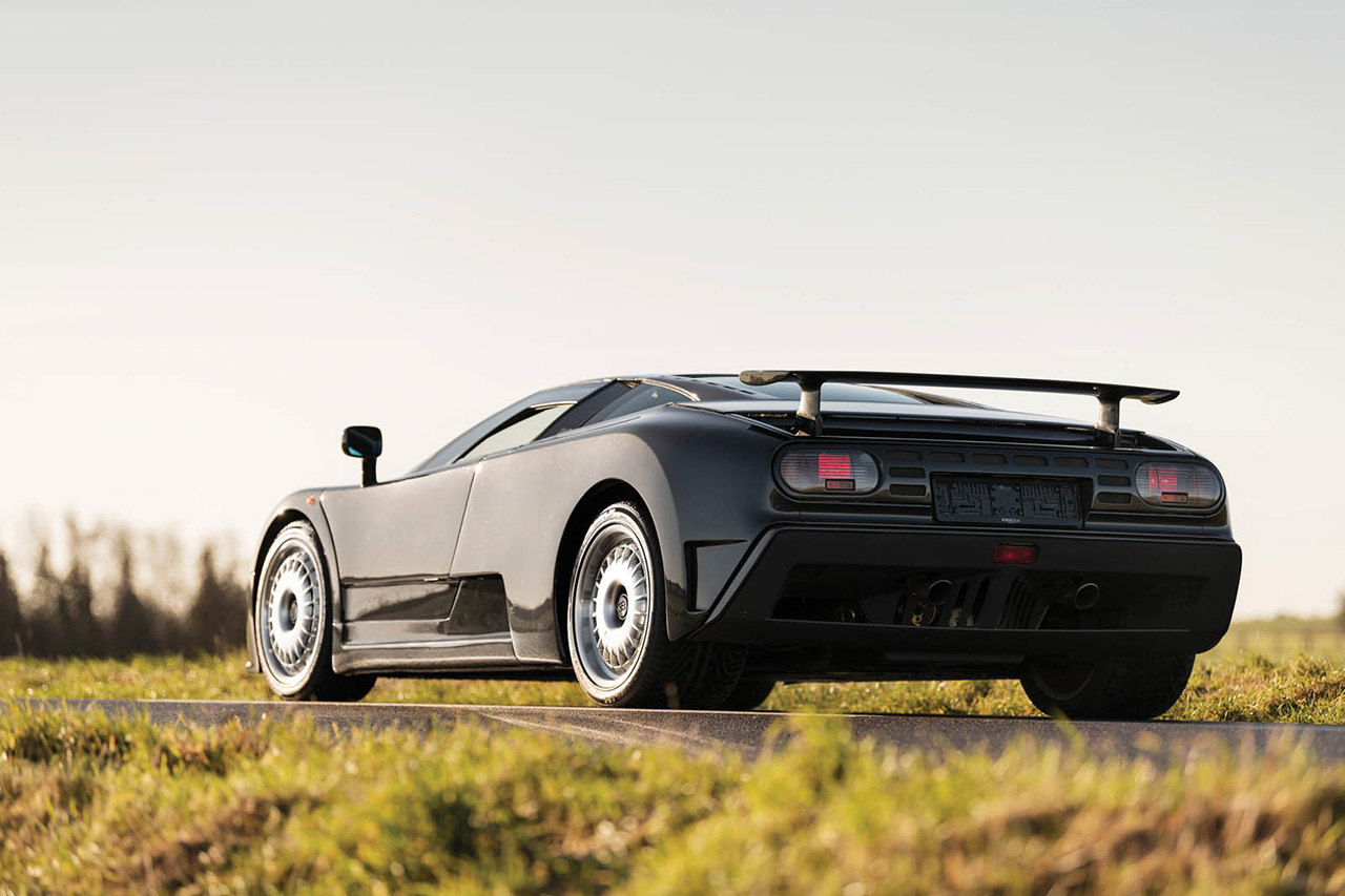 Une Bugatti EB110 pour « seulement » 800 000 euros - Photo ...