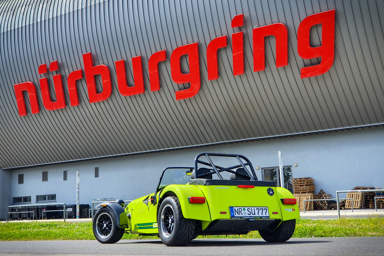 Extreme test the Caterham Seven 485 R at the Nürburgring! Ace Mind