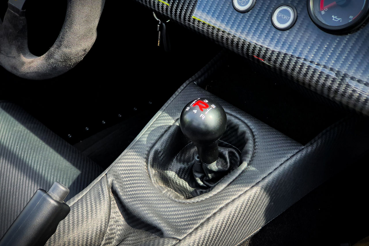 Extreme test the Caterham Seven 485 R at the Nürburgring! Ace Mind