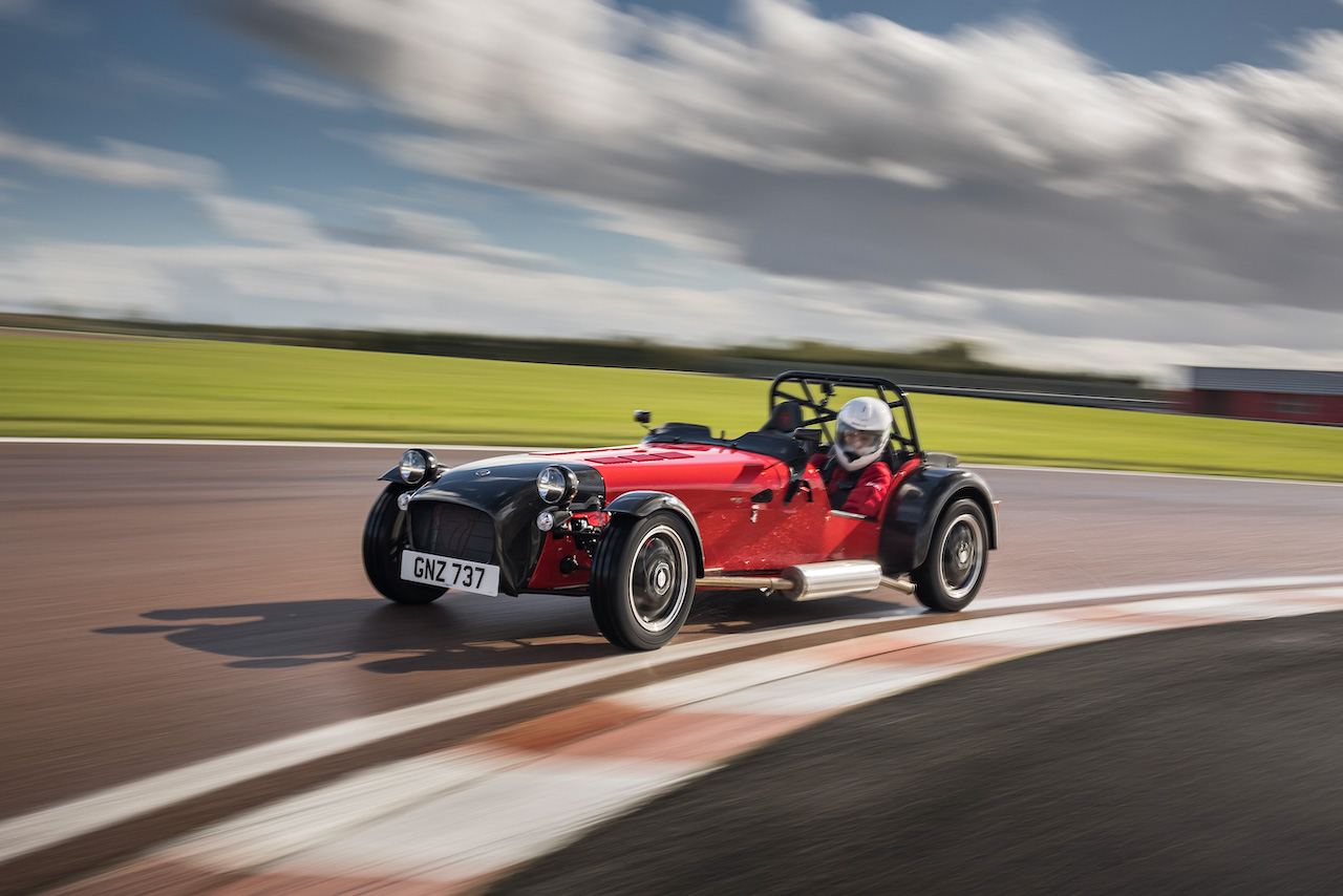 Caterham Seven 170 R test pocket supercar Ace Mind