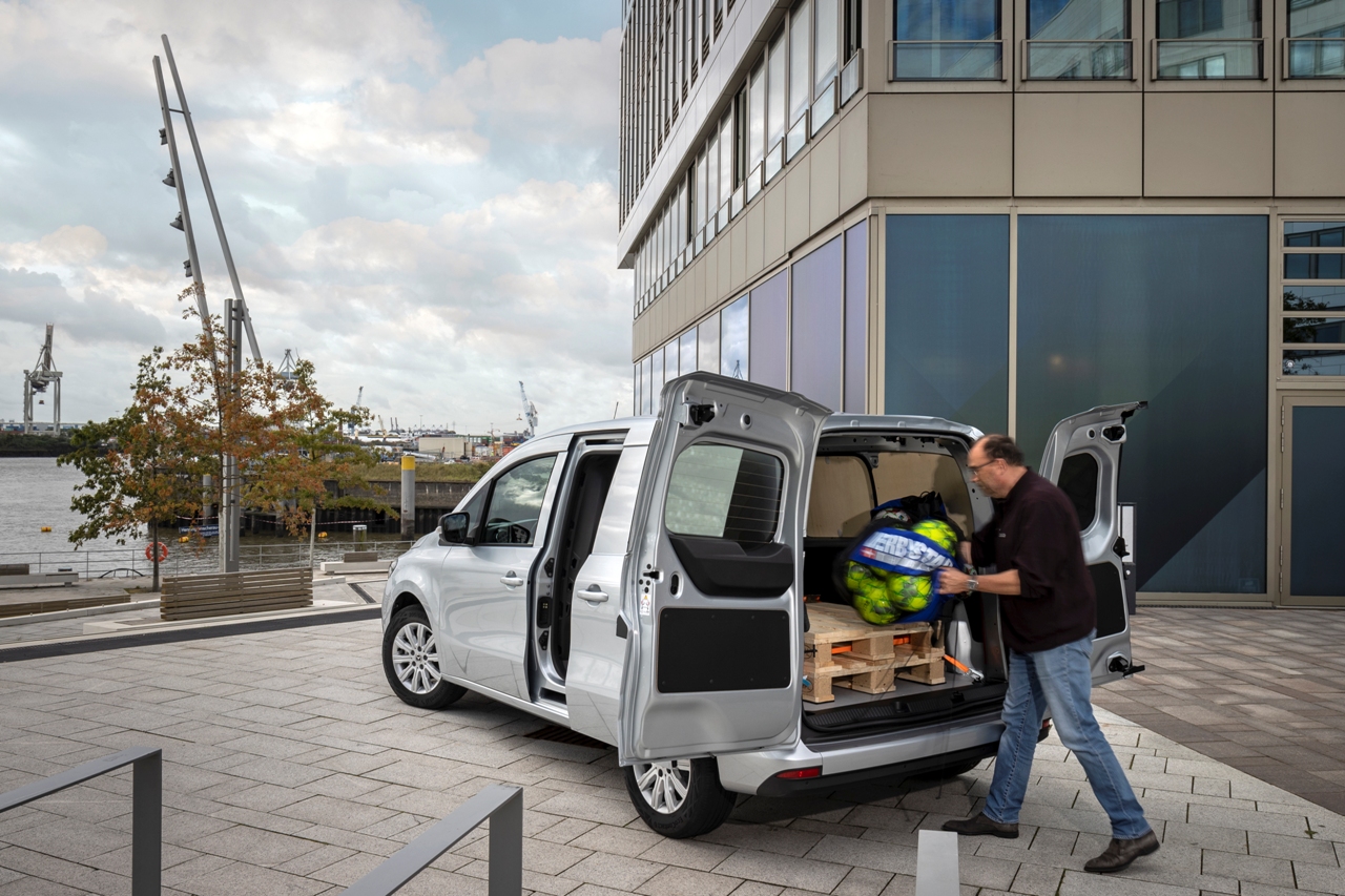 Opening rear doors Citan 2021