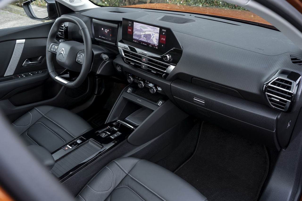 A bord de la Citroën C4