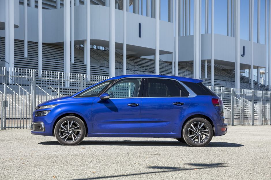 Renault Scenic Vs Citroen Picasso