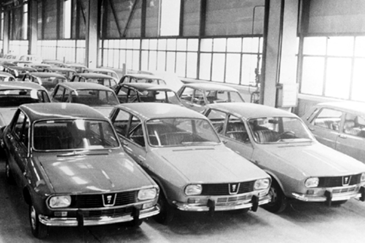 Dacia 1300 factory