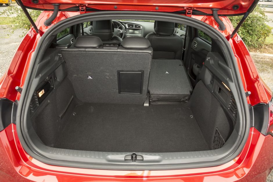 Essai comparatif : la nouvelle DS4 Crossback défie le Mercedes GLA ! - Photo #39 - L'argus