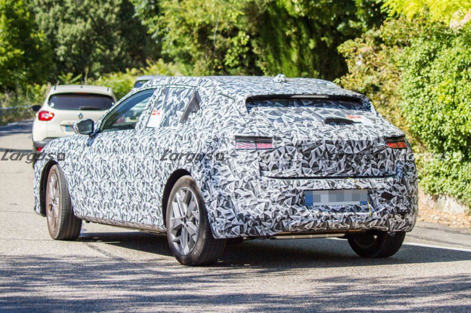 DS4 Crossback (2021). La nouvelle compacte se dévoile en Espagne - Photo #2 - L'argus