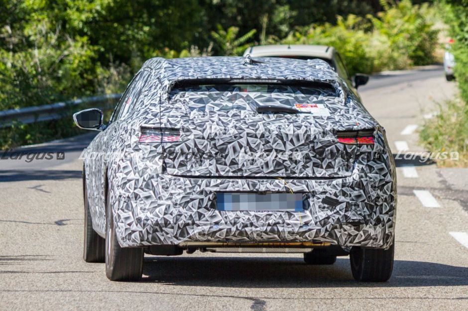 DS4 (2021). La nouvelle berline compacte se dévoile en Espagne - Photo #4 - L'argus