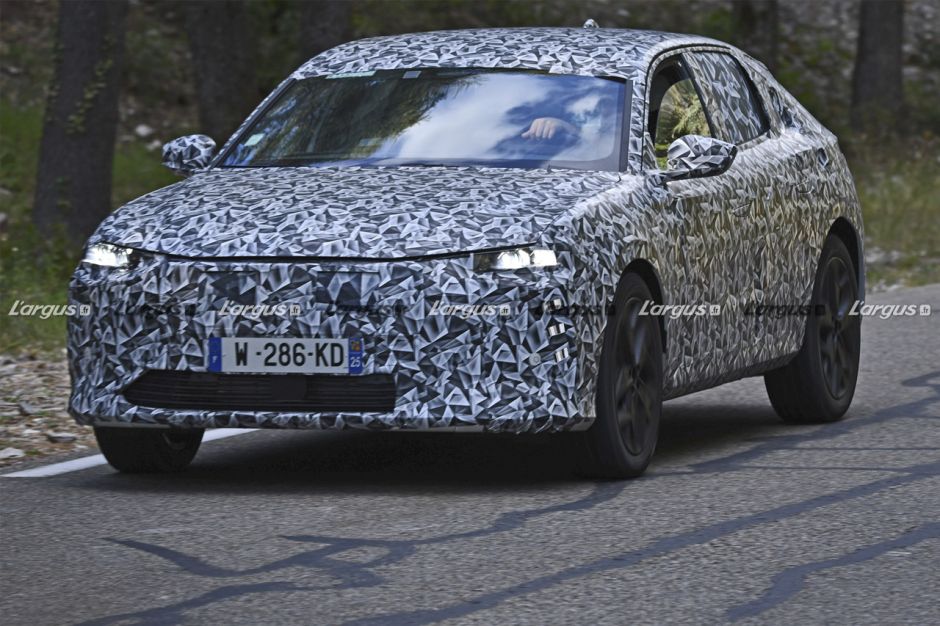 DS4 2 (2021). La berline compacte peaufine ses réglages au Ventoux - Photo #1 - L'argus