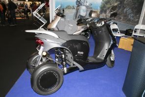 eecity model 3 Mondial de la moto 2018