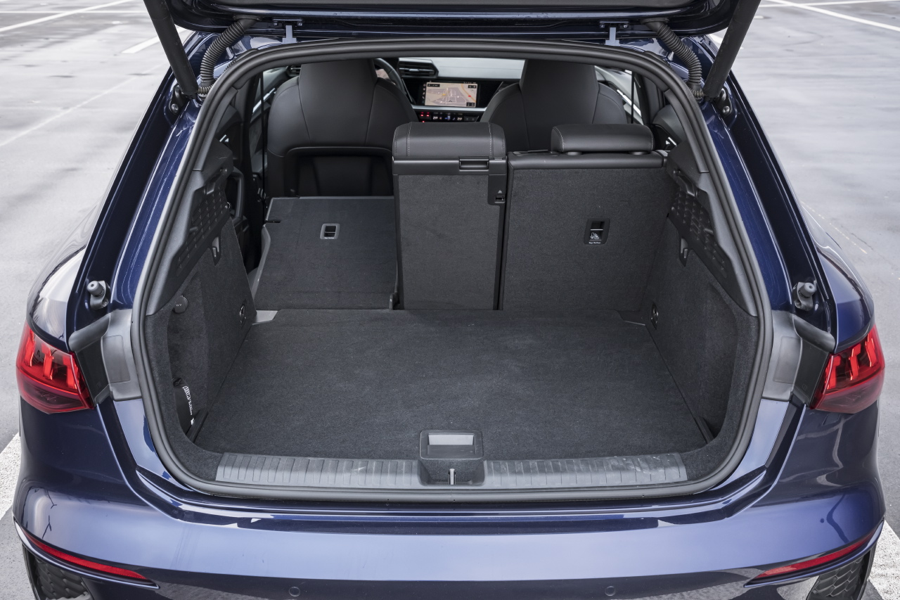 Photo 32 Coffre Audi A3 Sportback 2020 Essai Audi A3 Sportback 30