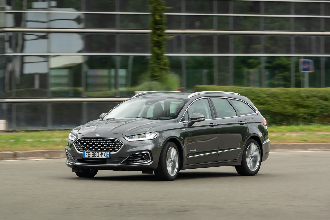 Photo 3 Essai Ford Mondeo SW Hybrid un break hybride essence à
