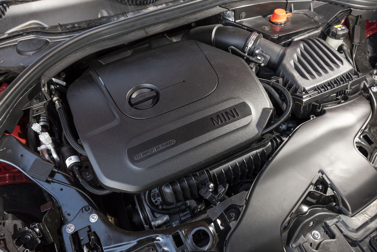 Photo 30 Moteur Cooper Essai Mini Clubman Cooper DKG7 (2020) notre avis sur le break Mini