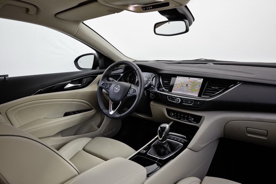 Opel Insignia Grand Sport Et Sports Tourer Les Prix Et Equipements