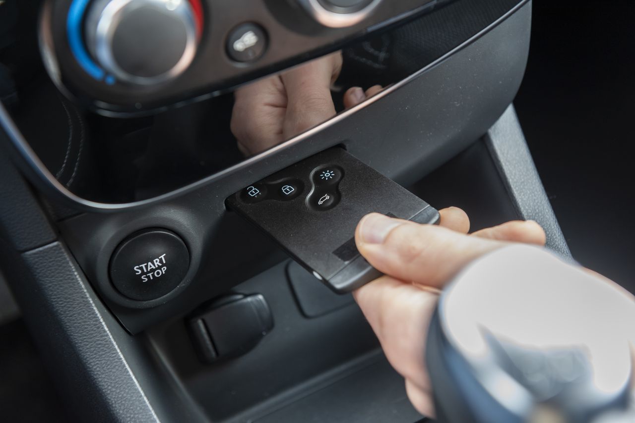Demarrer Clio 4 Avec Cle De Secours Essai Renault Clio Génération : faut-il encore acheter une Clio 4 ?