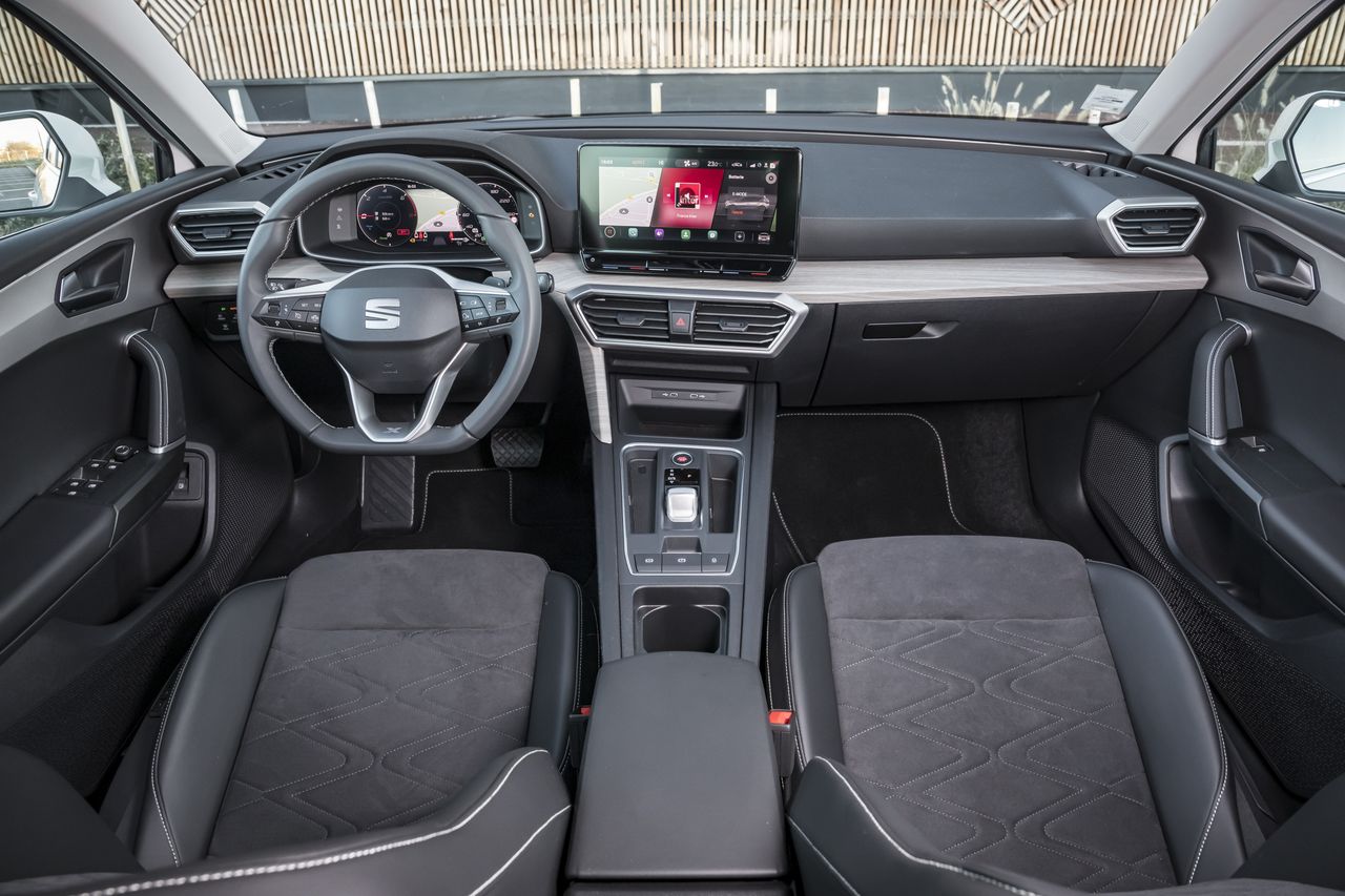 Photo 18 interieur Leon excellence 2021 Essai Seat Leon eHybrid
