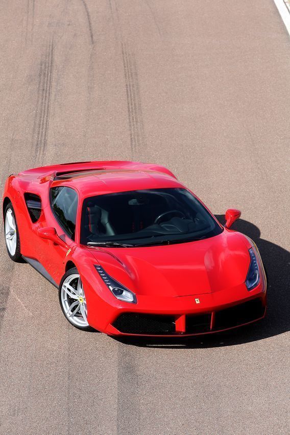 Essai Ferrari 488 Gtb 2015 Deux Turbos Pour Changer D