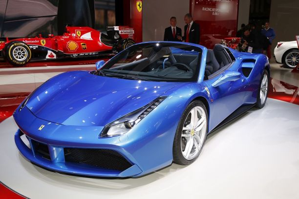 Francfort 2015 Ferrari 488 Spider La Diva Dévoile Son Prix