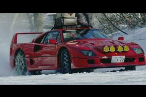 Ferrari F40 neige
