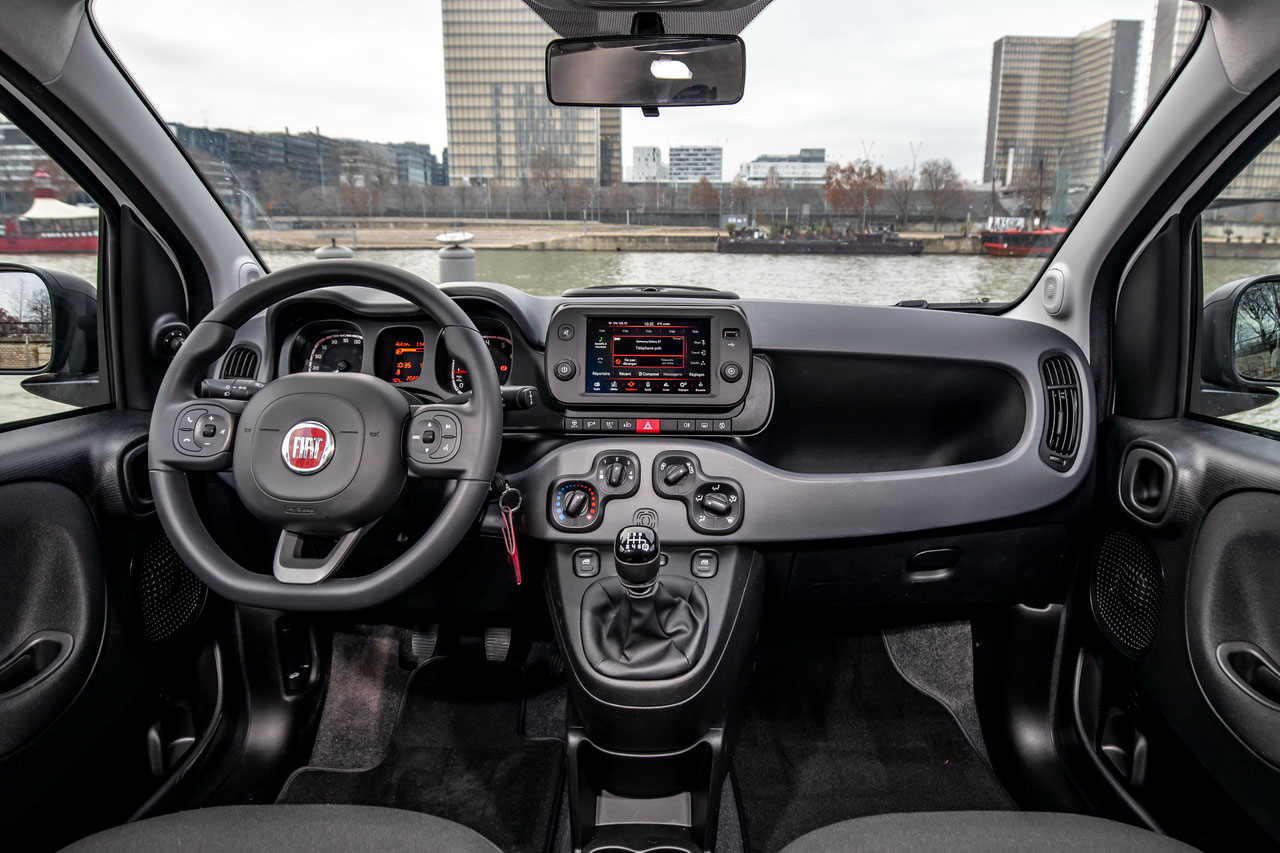 Photo 13 fiat panda 3 intérieur L