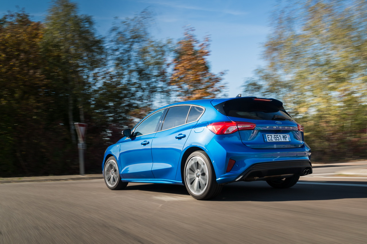 ford focus ecoboost hybrid 2020