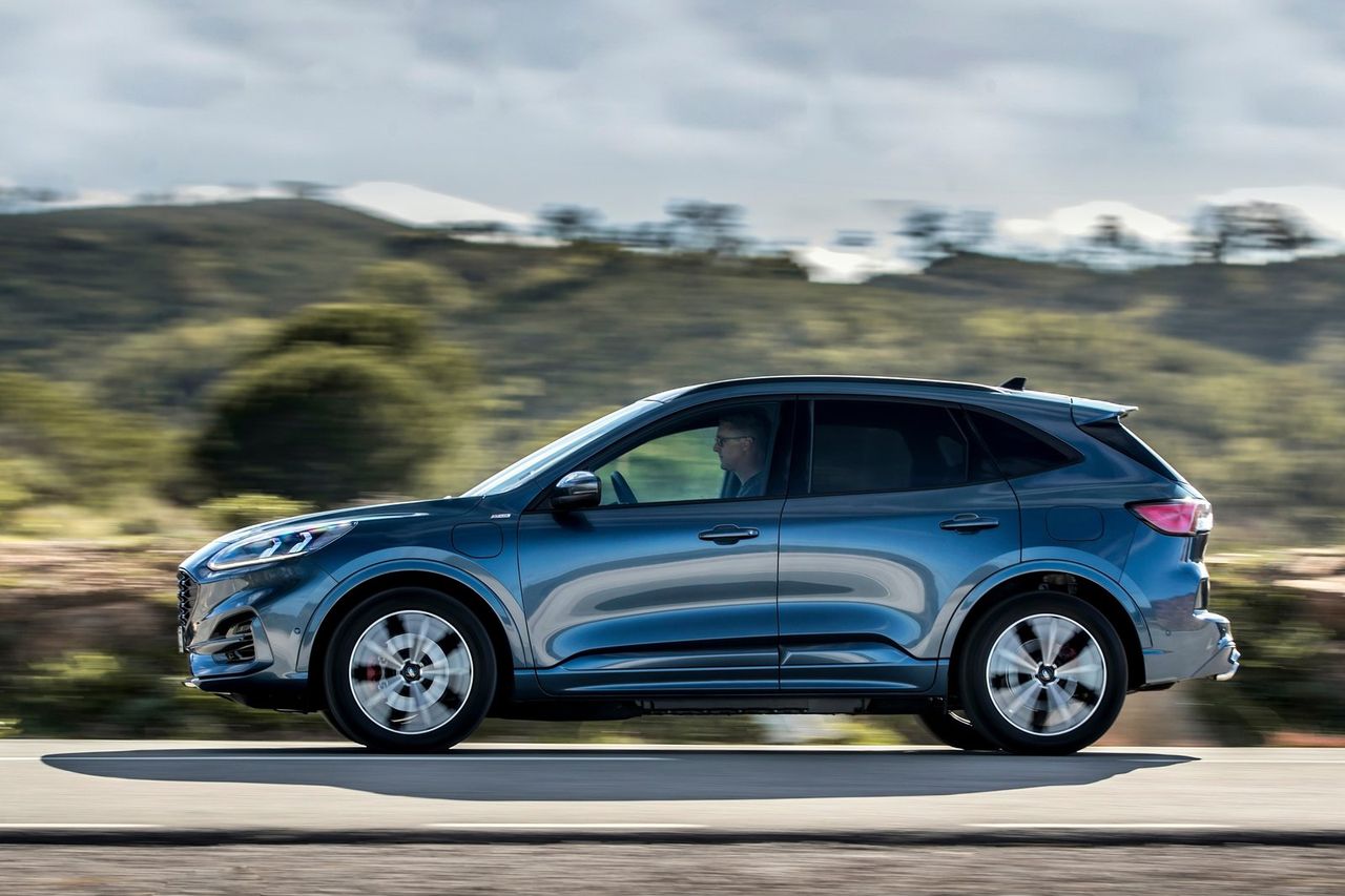 Photo 4 Ford Kuga 3 hybride E85 Ford E85 (2021). L'éthanol arrive