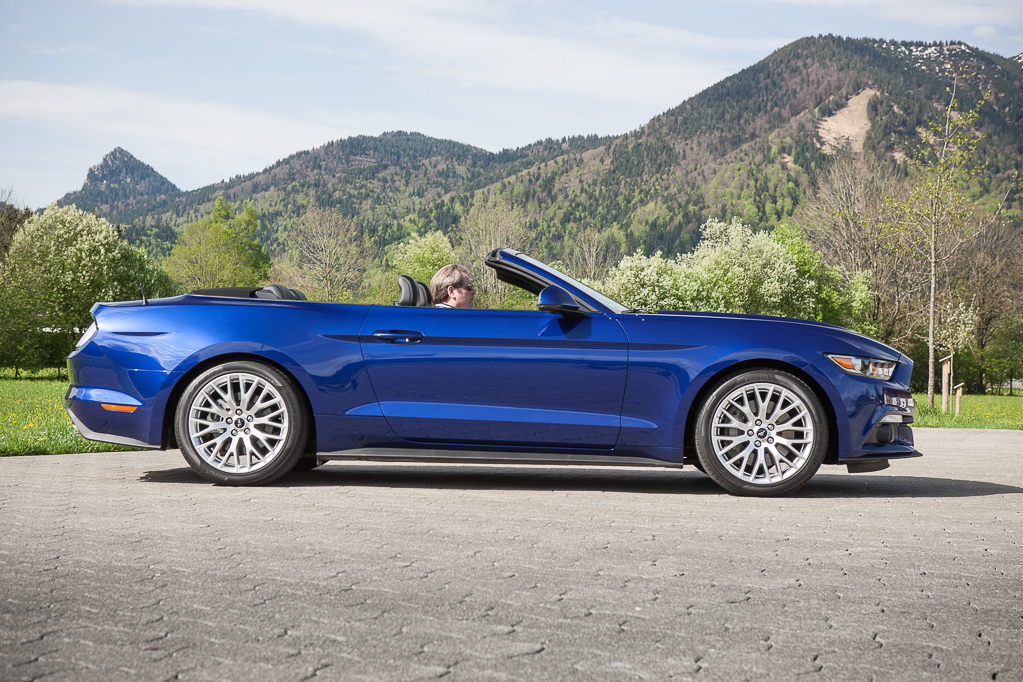 Форд Мустанг 2015 кабриолет. Ford Mustang 2017 кабриолет. Ford Mustang 2020 кабриолет. Ford Mustang Cabrio 2015