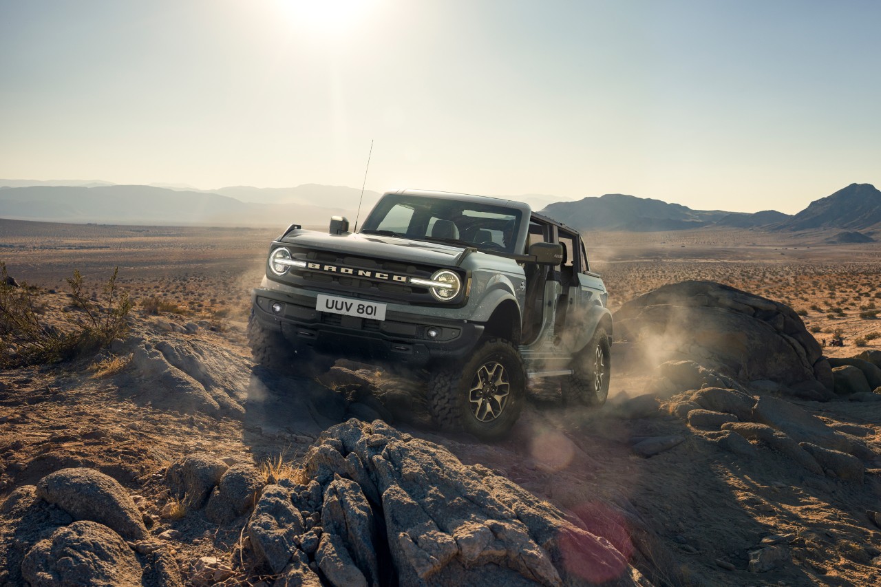 Ford Bronco off-road