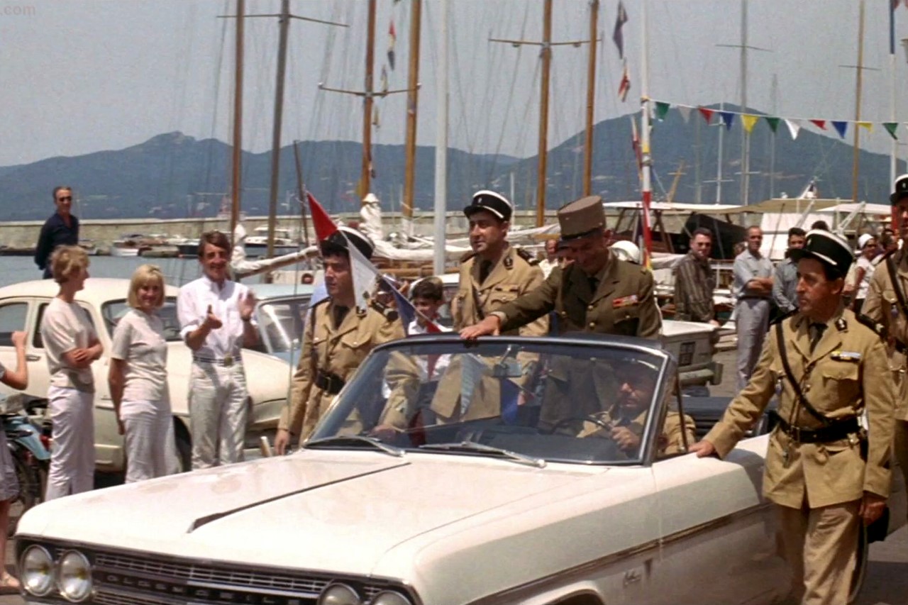 Le Gendarme De Saint Tropez Film Complet Gratuit Youtube Gendarme de St-Tropez. L'Oldsmobile Cutlass (1963) du film à vendre - L