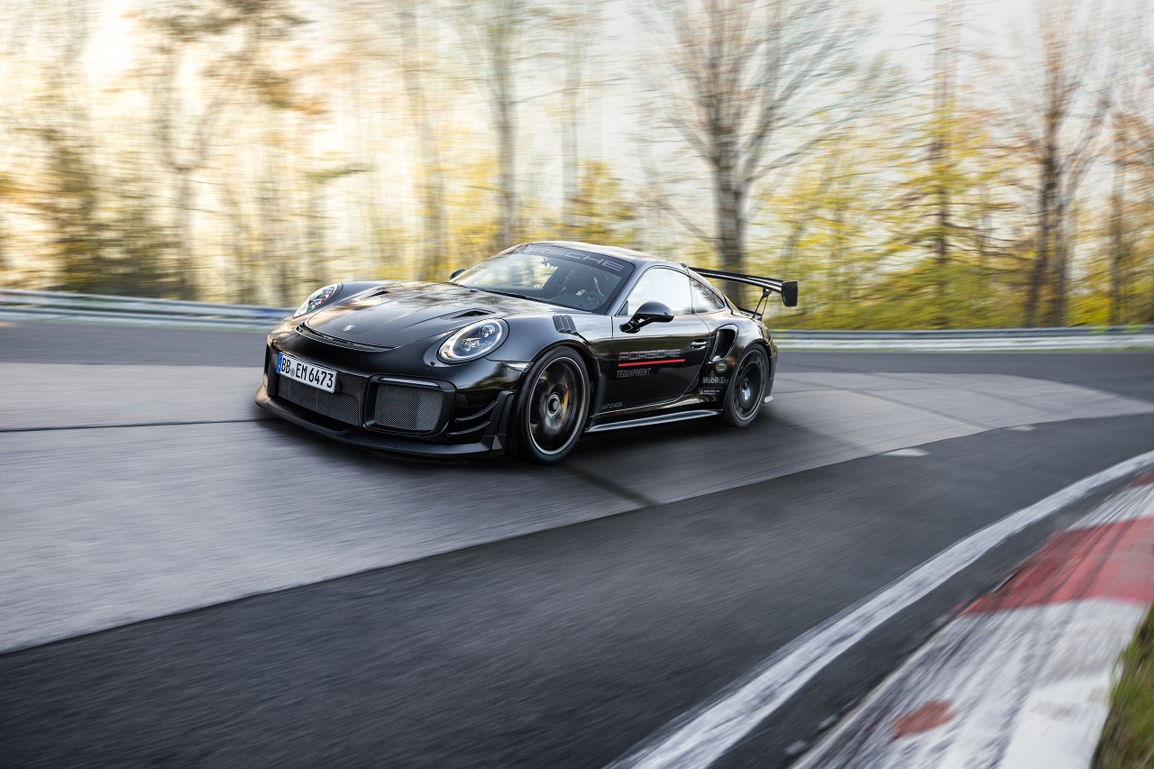 Porsche. La 911 GT2 RS type 991 redevient la reine du Nürburgring