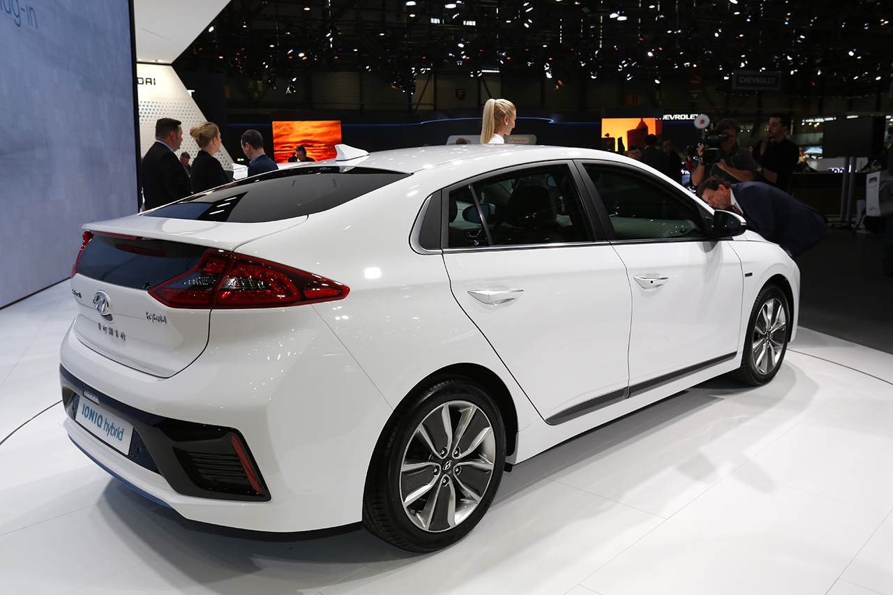 Hyundai Ioniq, une hybride, une hybride rechargeable et une électrique Photo 11 L'argus