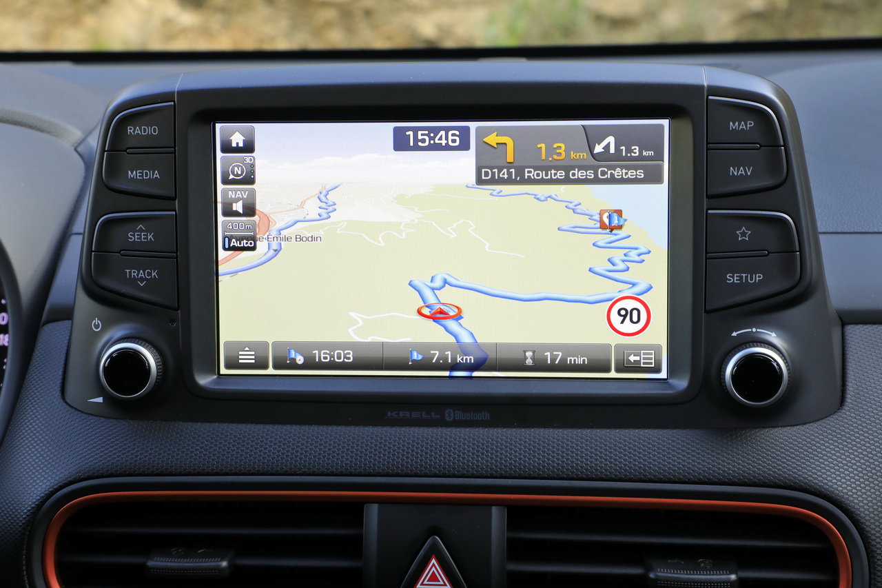 Photo 28 Hyundai Kona Executive ecran GPS Essai Hyundai Kona