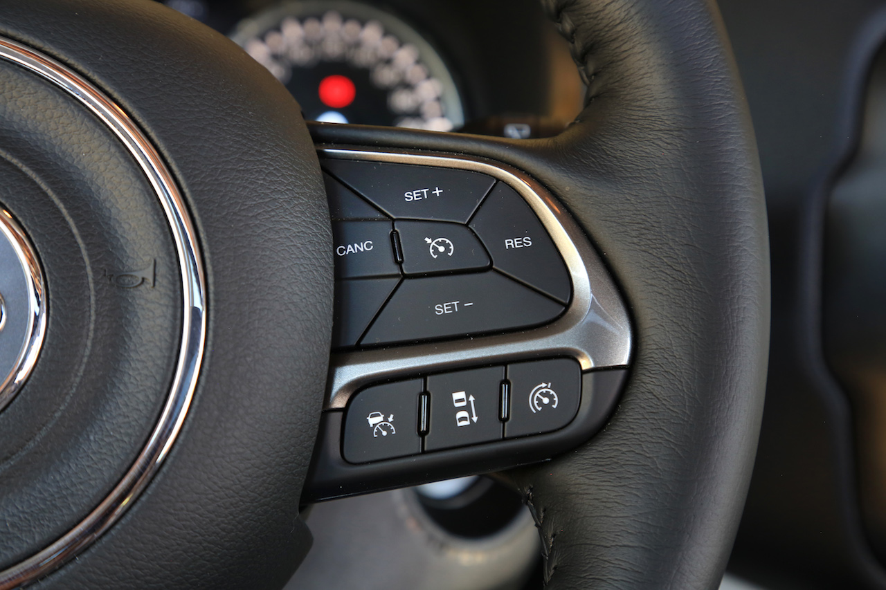 satisfaction garantie à la fois confortable et chic VOLANTE JEEP